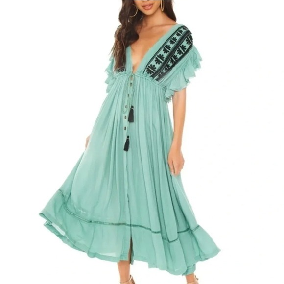 Free People Dresses & Skirts - Free People Beach Comber Dress Medium Green Embroidered Boho Peasant Cottage